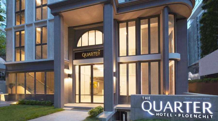 The Quarter Polenchit by UHG  | thesinstyle