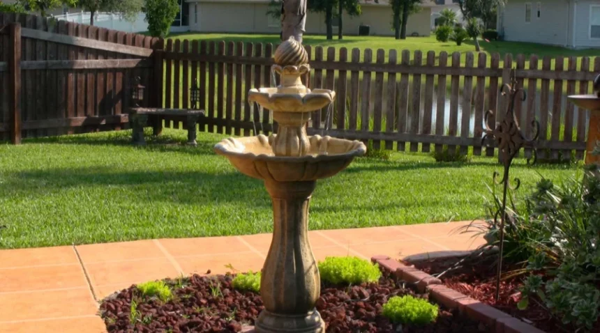 solar powered fountains | Thesinstyle