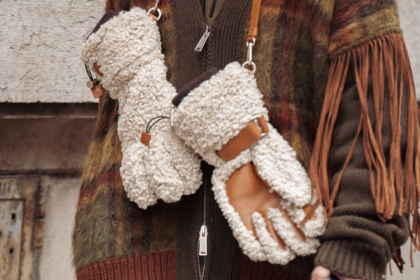 cute gloves set