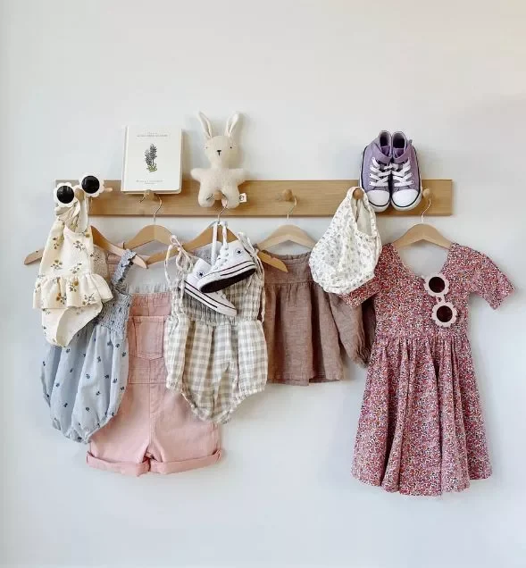 baby capsule wardrobe | Thesinstyle